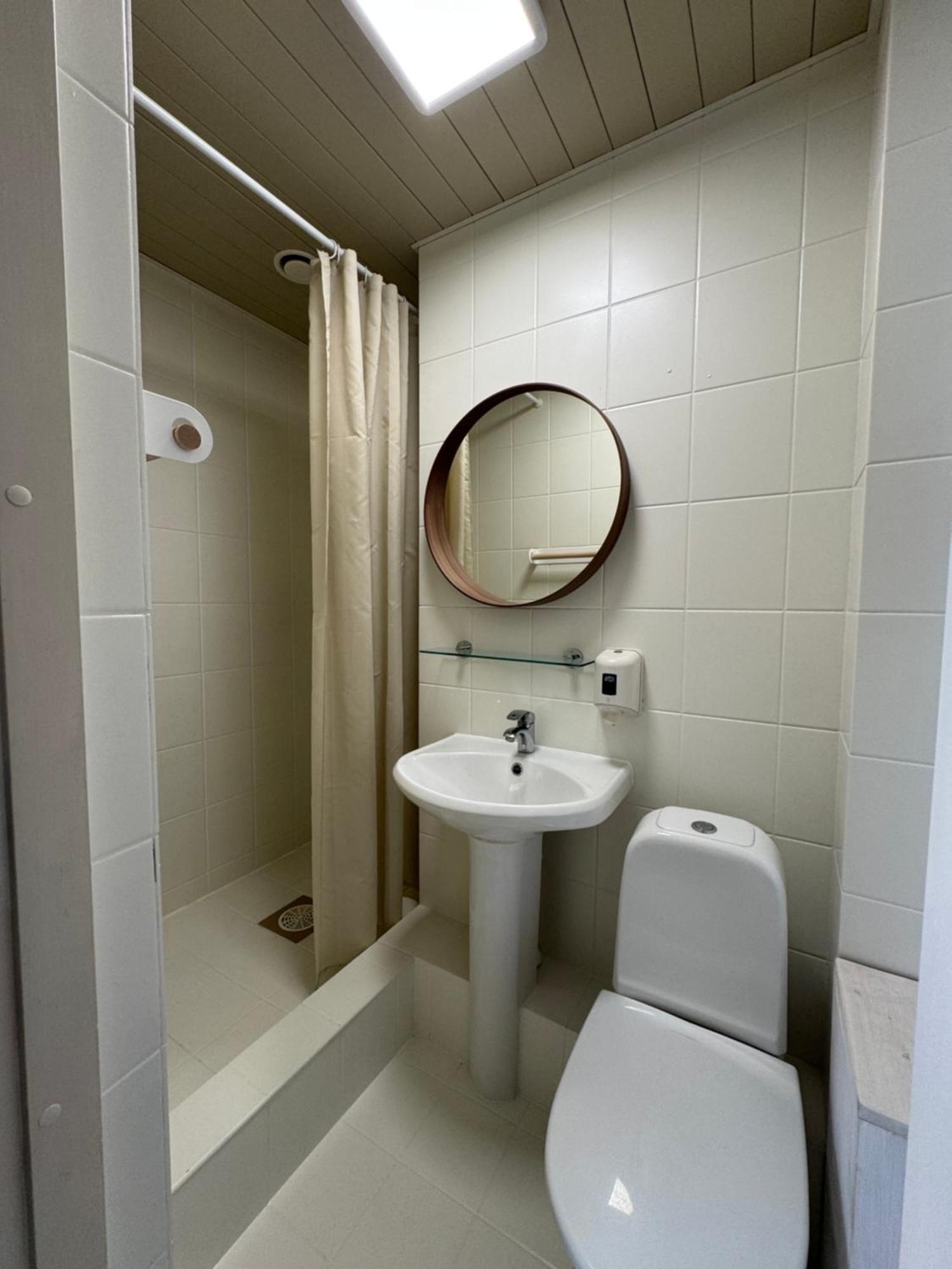 Ohtu Poik 4 City Center Apartment Parnu Exterior photo